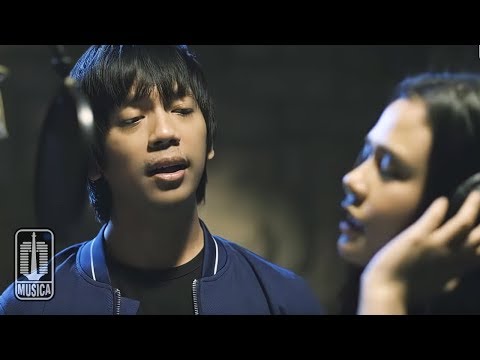 D'MASIV & Chrisye (Special Guest Maizura) - Selamat Jalan Kekasih | Official Video