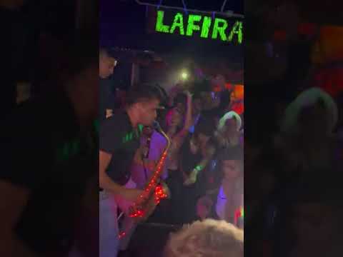 Dayvi & Víctor Cardenas  - Baila conmigo