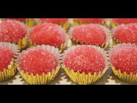 Panela de Barros - Bicho de Pé (ou Brigadeiro de Morango)