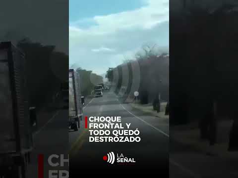 🚨 ¡DOS CAMIONES CHOCAN DE FRENTE EN COLOMBIA!