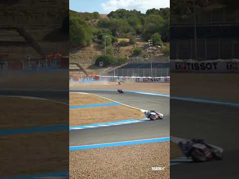 Dixon’s crash during FP2 at Jerez 💥 | 2026 #SpanishWorldSBK 🇪🇸