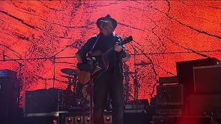 Neil Young &amp; Promise of the Real - Tell Me Why (Live at Farm Aid 2018)