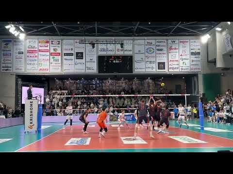 1 set Ślepsk Malow Suwałki wygrywa 1:0 JSW Jastrzębski Węgiel