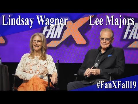 Lee Majors & Lindsay Wagner - The Bionic Duo Panel/Q&A - FanX 2019