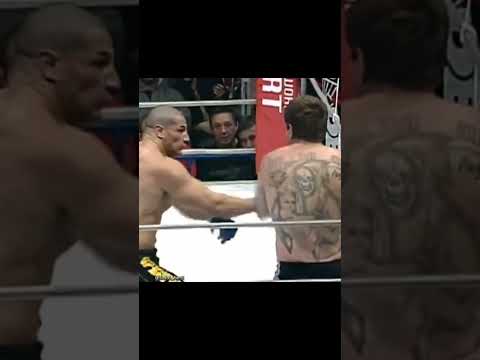 Бой Александра Емельяненко в присутствии Федора Емельяненко