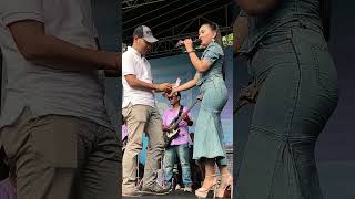 Download lagu VELA ZALADARA - IKAN DALAM KOLAM - SK GROUP mp3 Download lagu VELA ZALADARA - IKAN DALAM KOLAM - SK GROUP mp3