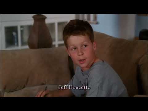 Lynette And Her Family Are Going To Church - Desperate Housewives 4x11 Scene