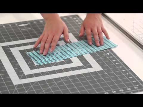 Fiskars Pjaustymo kilimėlis 30 x 45 cm / 12 x 18" - A3 video
