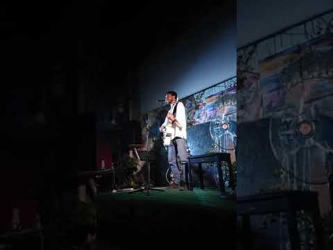 Kadir Özel - Bir Sabah (Mübariz Tağıyev Cover) at Flora Hostel Baku. 21.08.2022