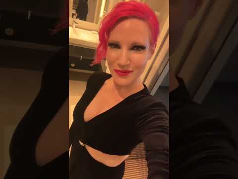 Before the show in Berlin #jazz #singer #diva #viralvideo #glamour #woman