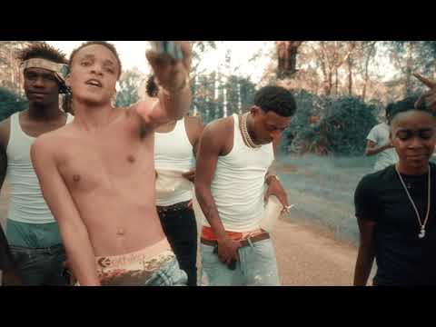 Bfam Bucky feat. Rockk & YNG Tezzy- Too Much Smoke In Here (Official Video)