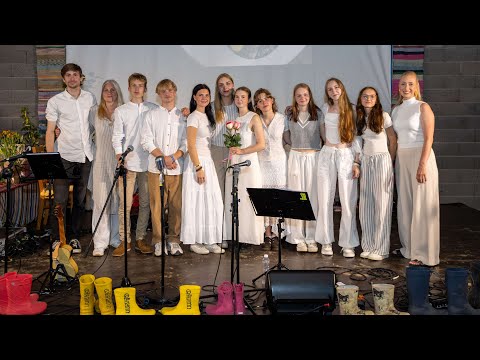 UURIKAD - "On see vast õnn"