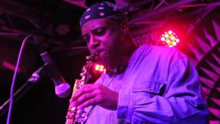 Michael Veal & Bennett Paster: "Astro Black" (Sun Ra)