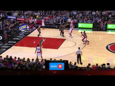 Greivis Vasquez vs Bucks The game of the Steal+Dunk
