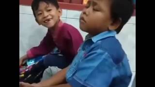 Download lagu Story WA Lucu Koe tak sayang sayang lucu mp3 Download lagu Story WA Lucu Koe tak sayang sayang lucu mp3