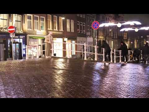 Gladde bruggen in Delft