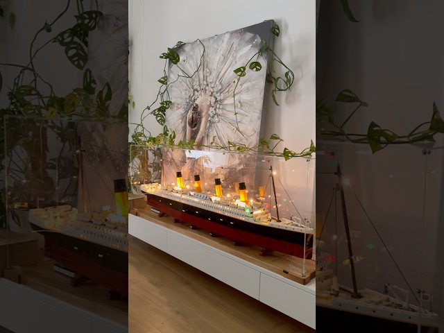Vídeo relacionado con Vitrina acrílica para Lego 10294 Titanic Display Box, a prueba de polvo, resistente a UV, transparente 3 mm (solo vitrina, kit no incluido)
