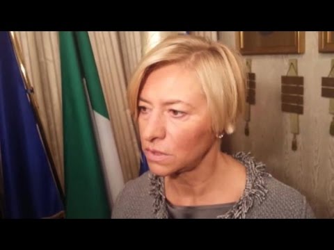Ministra Pinotti: sull'Isis Italia non fa meno degli altri Paesi