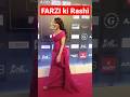 Beautiful Rashi Khana Walking In The Pink Carpet An Award Night Rashikhanna
