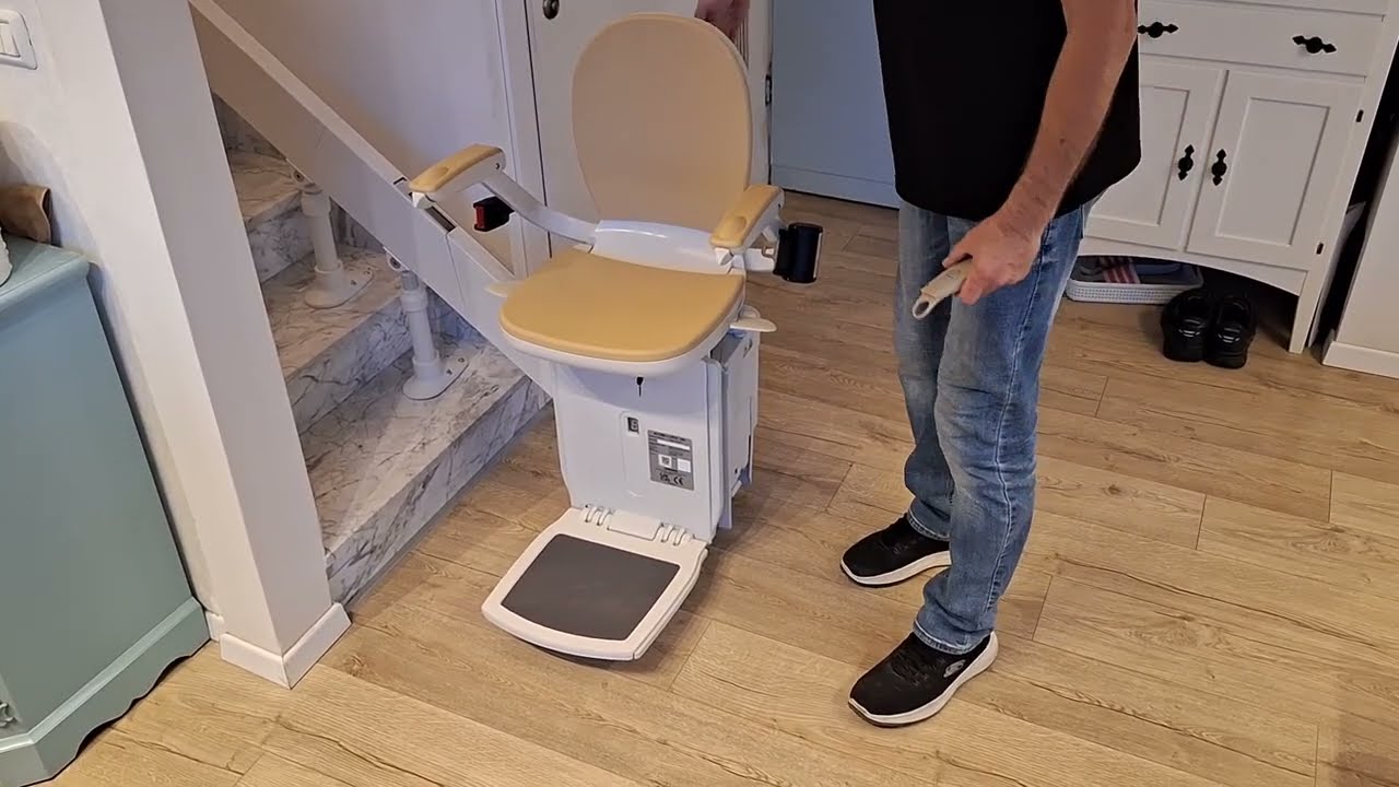 ����� ���� ����� Acorn 180 �� ����� ������� ������� ���� ������