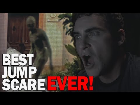 One of the Best Jumpscares in Horror Movie History | SIGNS