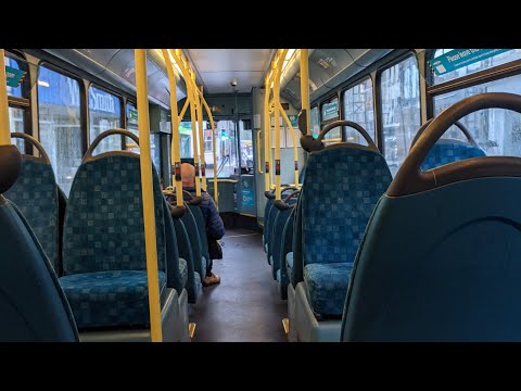 Climbing Into Kirkhill | Route 2: 2579/CX06BHK - VDL SB200 Wright Commander