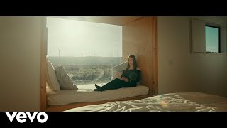 Musik-Video-Miniaturansicht zu The Freedom in Goodbye (Let it Go) Songtext von Marina Kaye