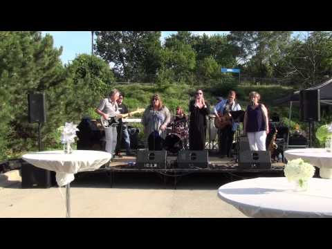 Chain of Fools performed by IROCK