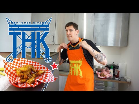 Lemon Pepper Wings #Traphousekitchen S05E01 | Money Boy