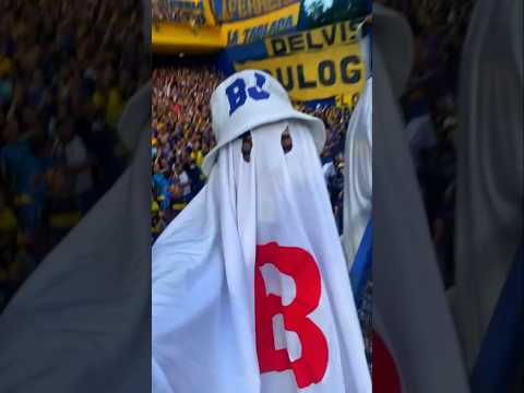 "¡APARECIERON FANTASMAS DE LA B EN LA BOMBONERA!" Barra: La 12 &bull; Club: Boca Juniors