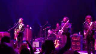 Amos Lee - Flower with band intro at Austin City Limits