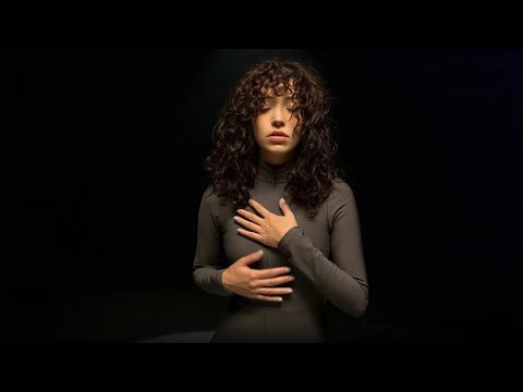 Zeynep Bastık - Çukur (Official Video)