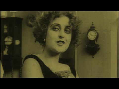 La valigia dei sogni (1953) di Luigi Comencini