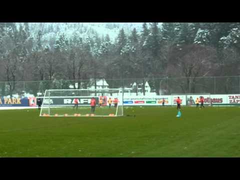 Freiburger 5 gegen 5 mit Pflichtkontakt