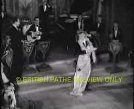 DOUGLAS BYNG & ROY FOX & HIS BAND INCLUDING AL BOWLLY, GTR.