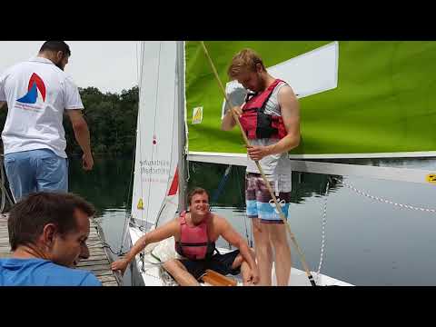 Selbstgebautes Segelboot