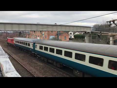 90040 & 90035 pass Retford on a charter