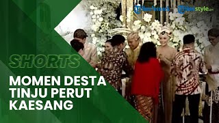 Momen Desta Tinju Perut Kaesang Pangarep saat Bersalaman hingga Buat Paspampres Bergerak