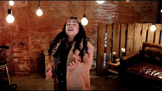 Hallelujah - Leonard Cohen Cover by Zoe Wees