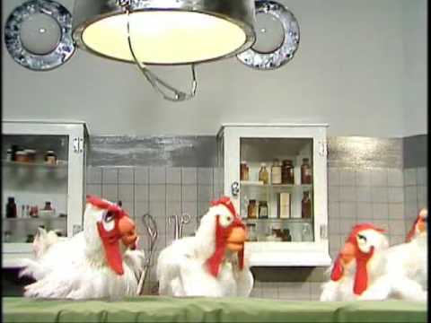 The Muppet Show: Veterinarian's Hospital - Cluckitis