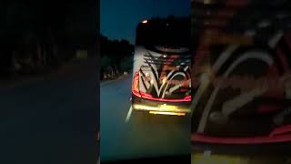preview picture of video 'Truck Box Avian Adu Kehebatan Dengan Bus PO HR'