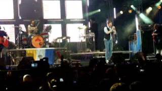 KAISER CHIEFS - Every Day I Love You Less And Less 5-10-08