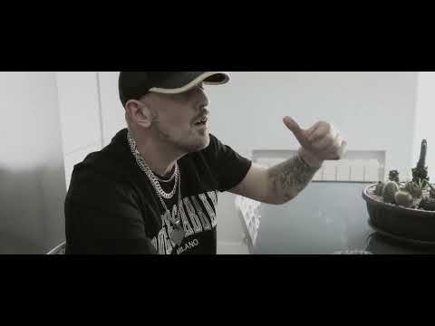 ABRAHAM GARRIDO - FUMO PARA OLVIDARTE  (Videoclip Oficial)