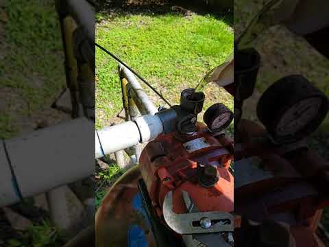 Priming a water well pump