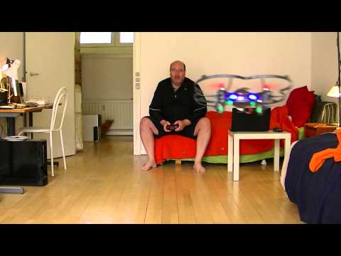 MongoTV_468 - Mongo Drones - Forsøger Søvndrukken Træne Med  Huiying HY852 Micro Drone