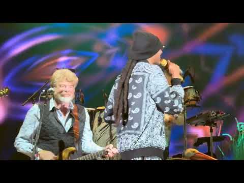 Jimmy Buffett Tribute Concert Snoop Dog “Gin and Juice” Hollywood, CA 4/11/2024