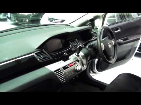 Honda Edix 2006 6 Seater 2 0L