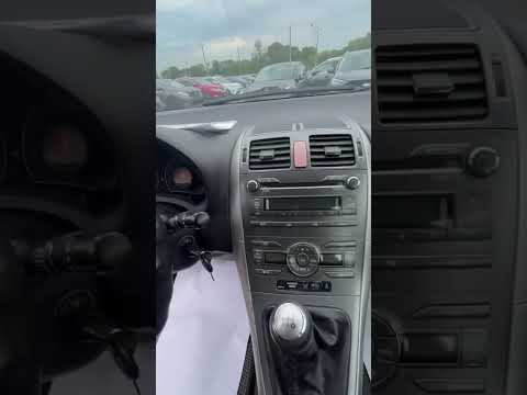 фото toyota auris i 0