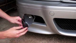 HOW TO: BMW E46 M3 / 330 ZHP / E39 M5 - Fog Light Bulb