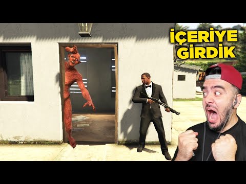 KANLI EVIN ARKA KAPISINDAN IÇERIYE GIRDIM 😲 - GTA 5 MODS